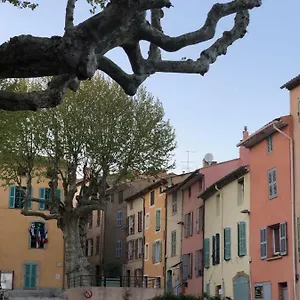 Appartement L'oiseau De Charme Au Coeur De La Provence, Lorgues
